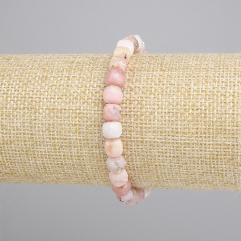 Rose Quartz Faceted Cube Bracelet, diameter 6x6mm+-, length 18cm+- stretch